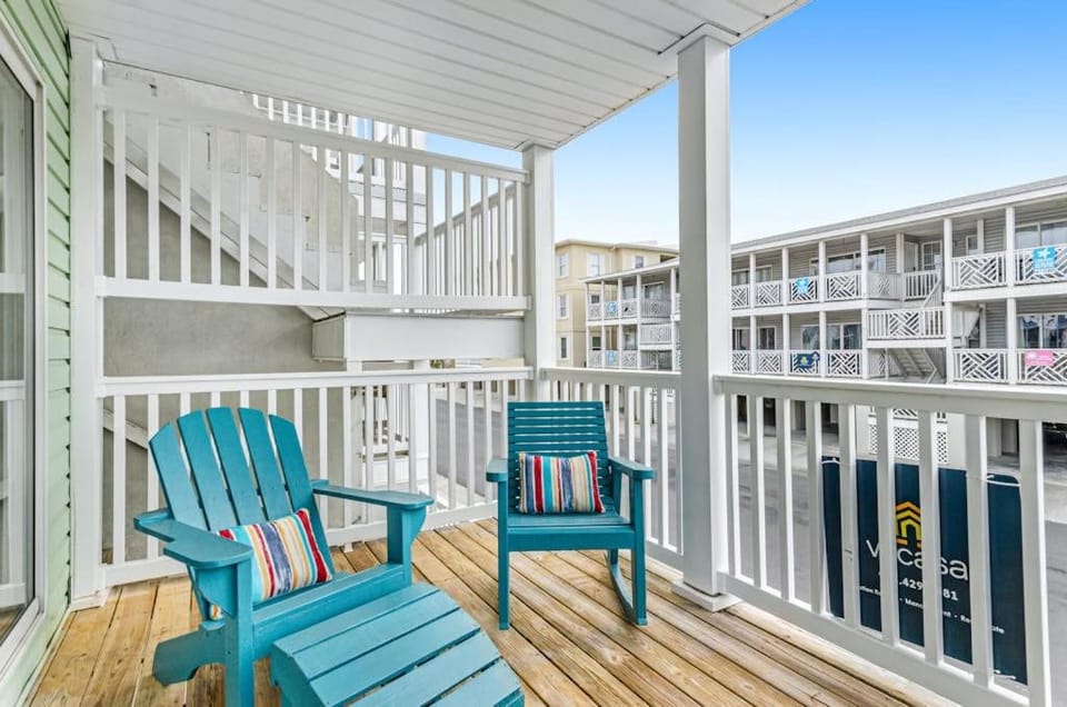 South Beach Views Apartment in Tybee Island