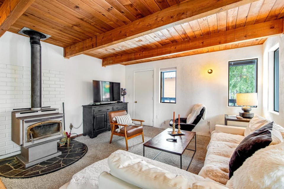 Hyak Hygge House in Snoqualmie Pass