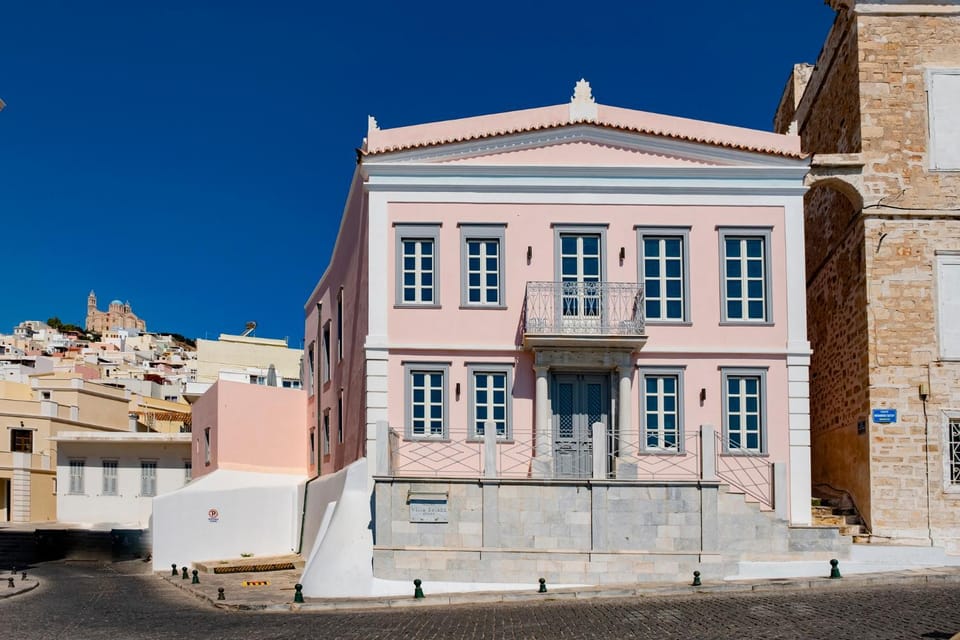 Property building, Facade/entrance