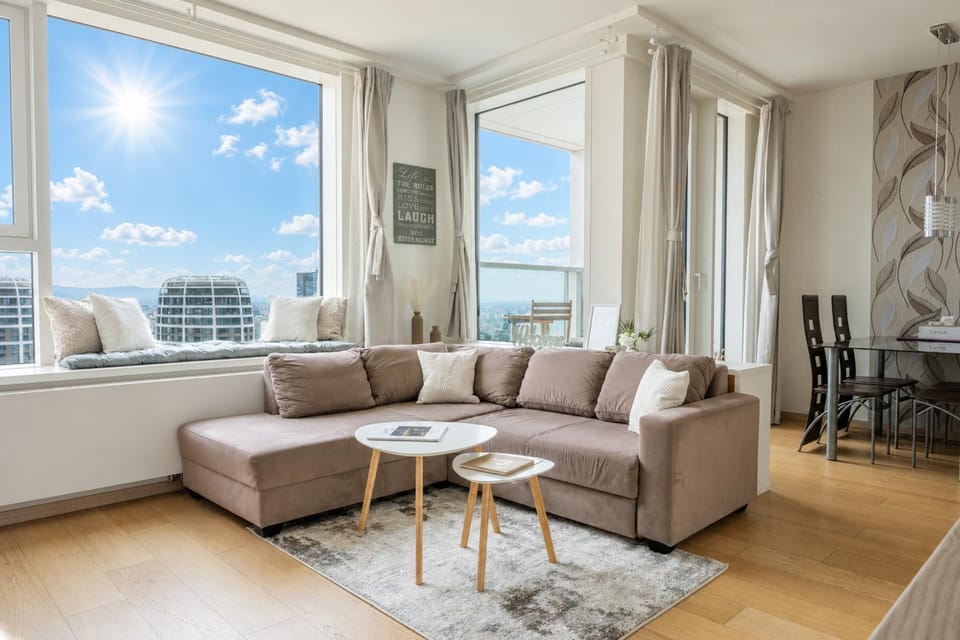PANORAMAview/31thFloor!/LUXURY/Wifi/Parking Apartment in Bratislava