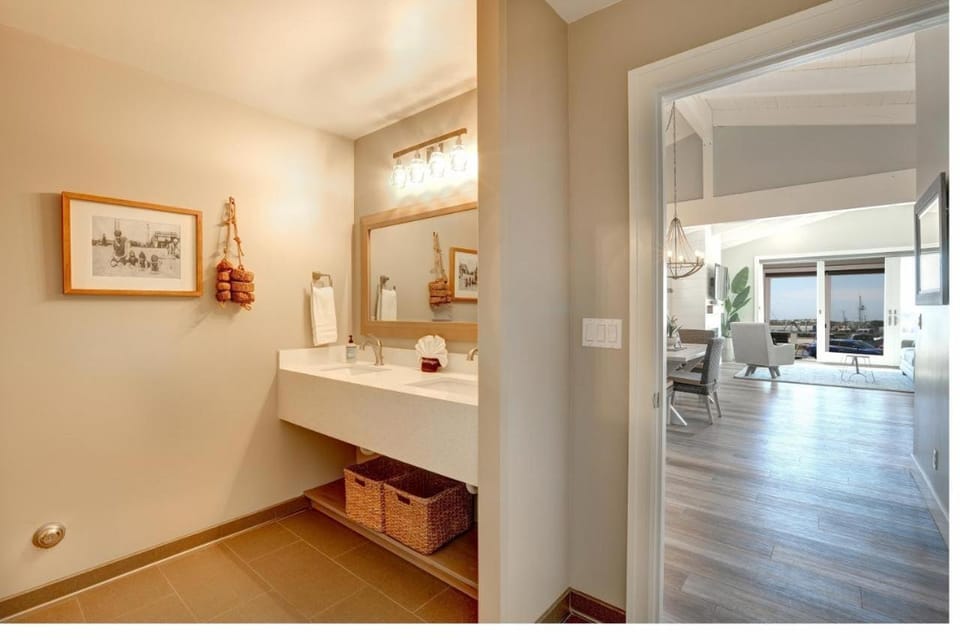 Salty Sister 3Bdrm Condo Suite A1 2 5 House in Morro Bay