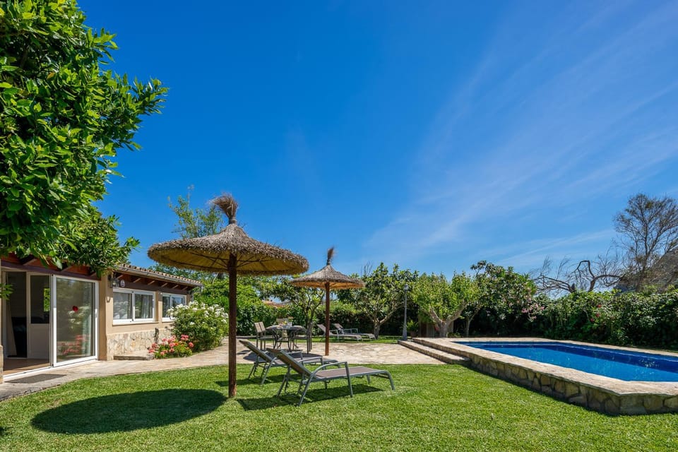 Villa Roser Vell By SunVillas Mallorca House in Pollença
