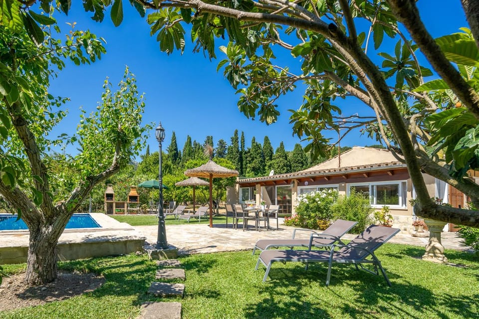 Villa Roser Vell By SunVillas Mallorca House in Pollença