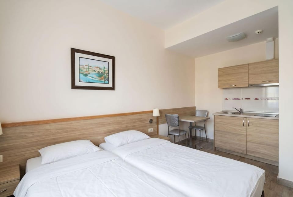 Bed, kitchen