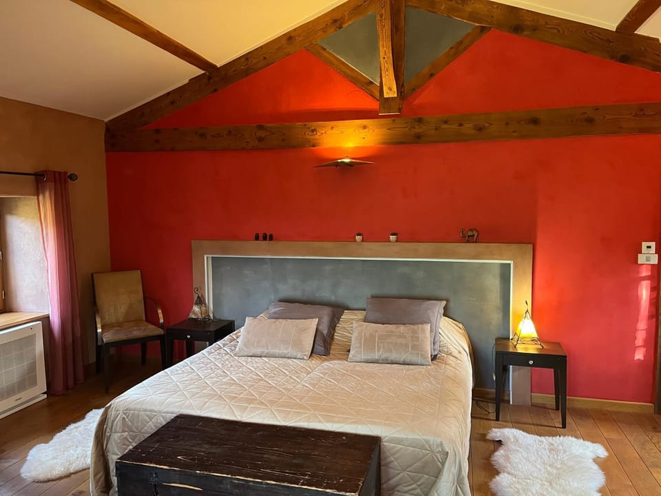 Bed, Bedroom