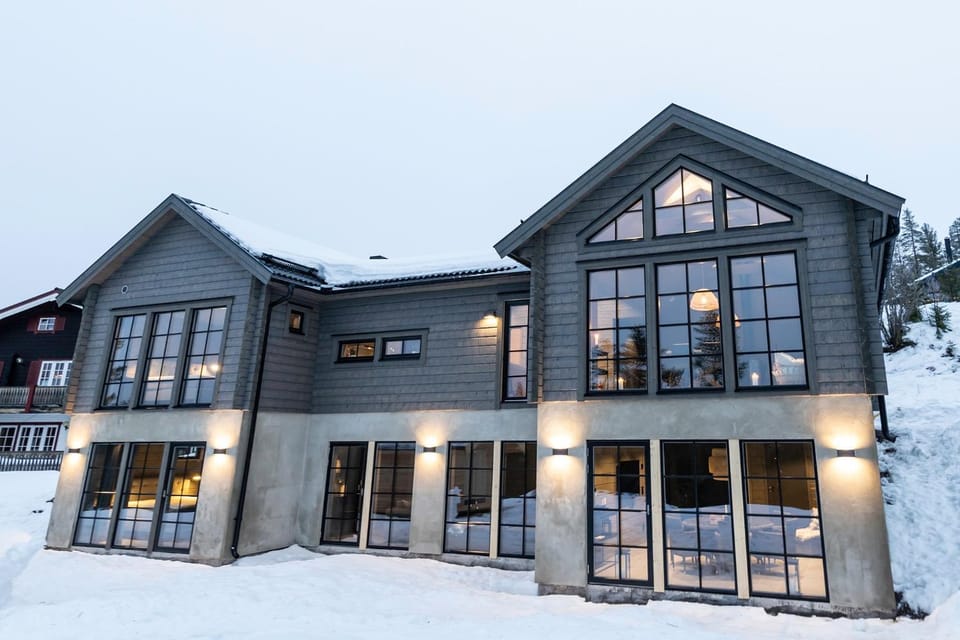 Property building, Winter