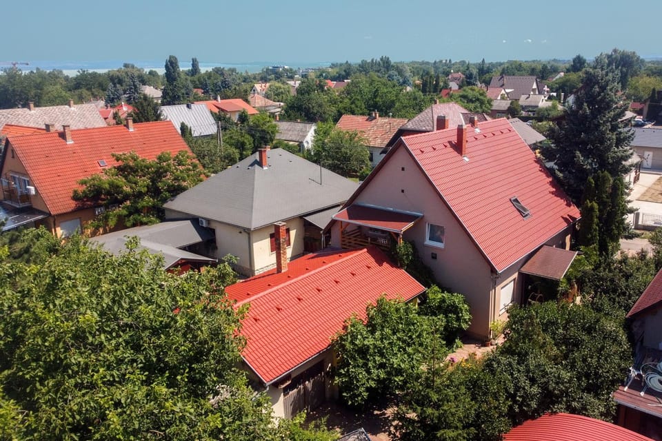 Property building, Bird's eye view