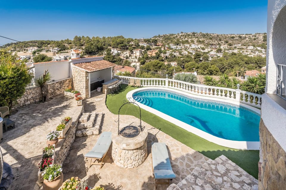Patio, Day, Natural landscape, Mountain view, Pool view, Swimming pool, sunbed