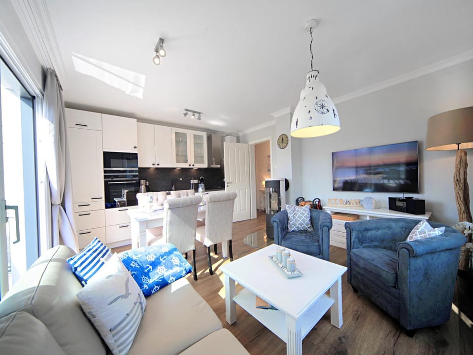 Living room, Dining area, kitchen