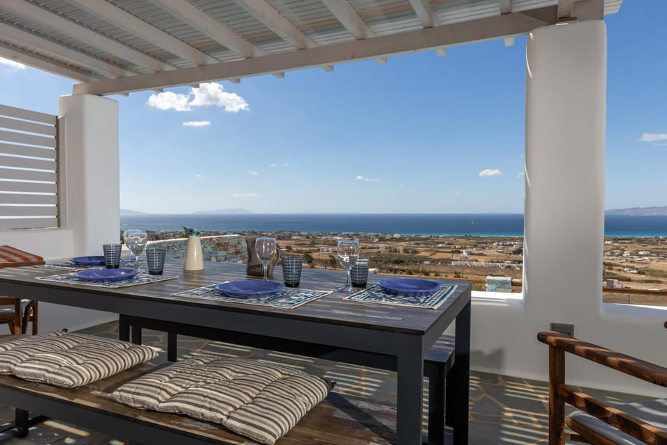Patio, View (from property/room), Seating area, Dining area
