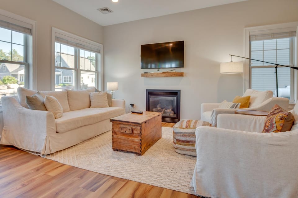 Stylish Arundel Cottage, 6 Mi to Dock Square! House in Arundel