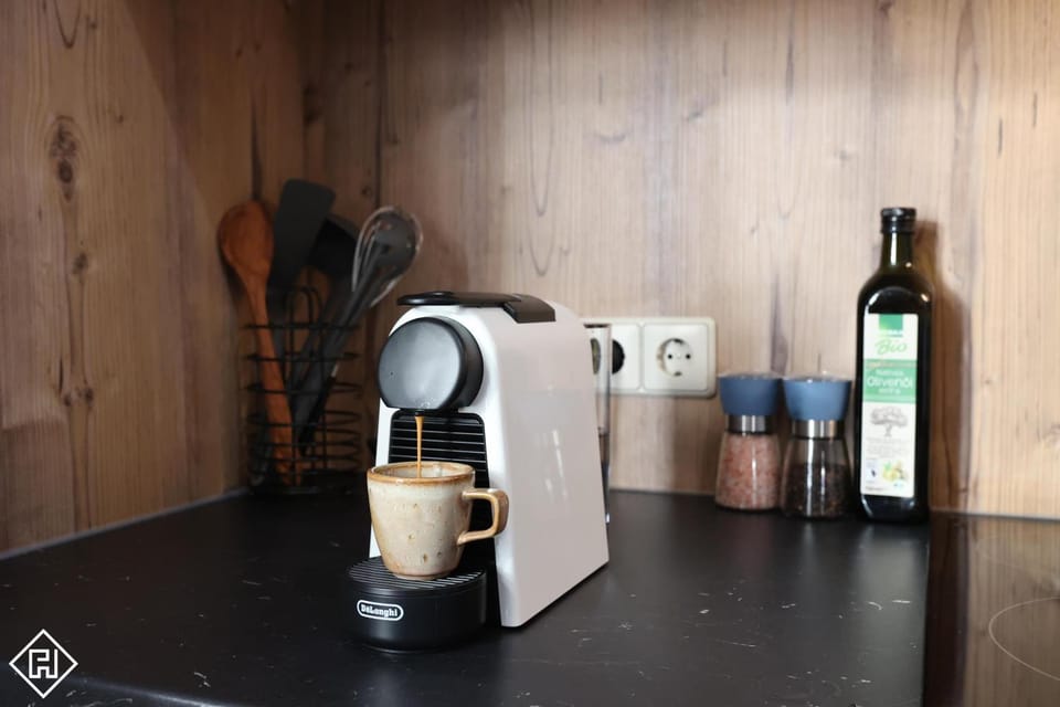 Coffee/tea facilities, Kitchen or kitchenette