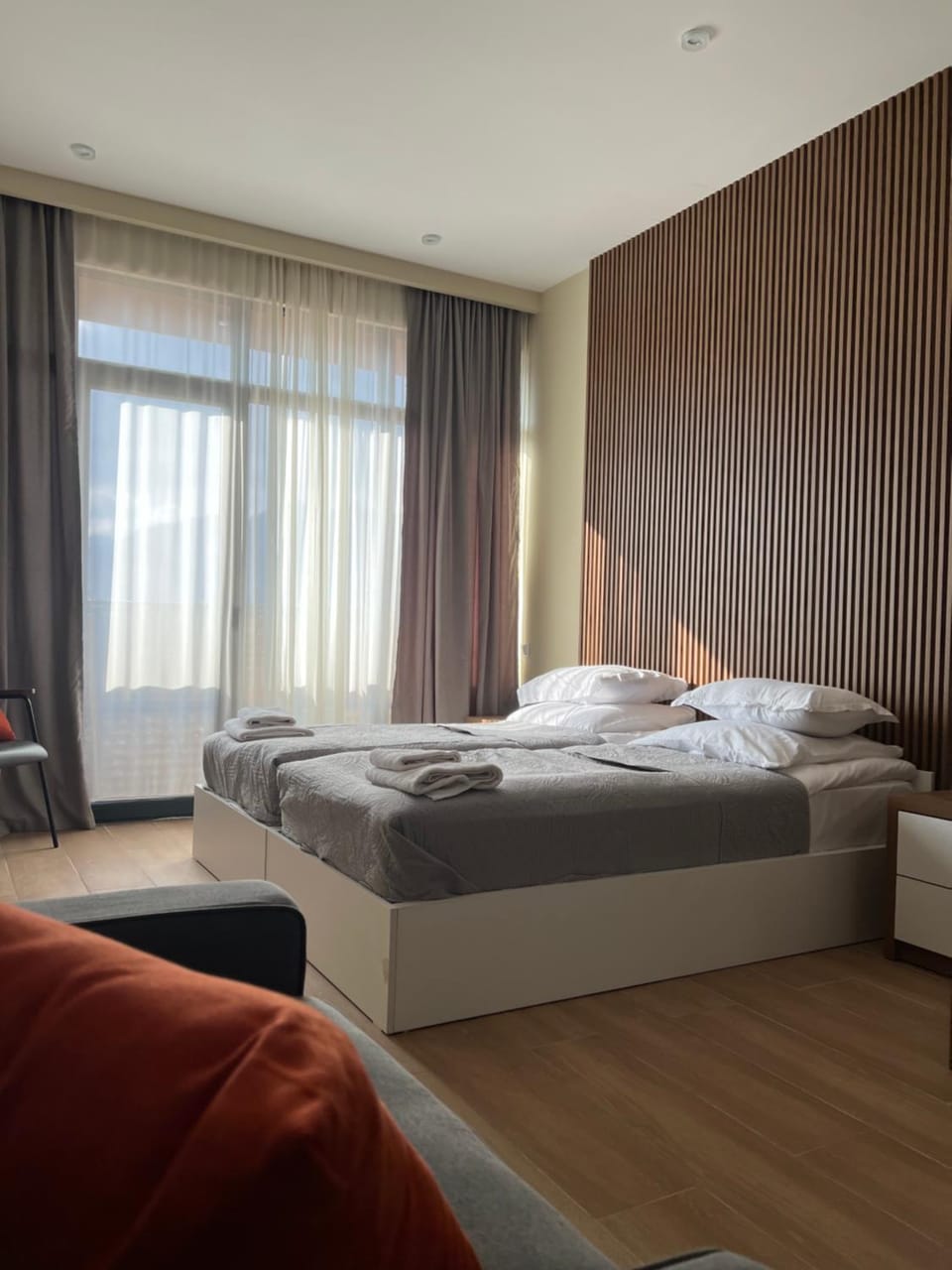 Bed, Seating area, Bedroom