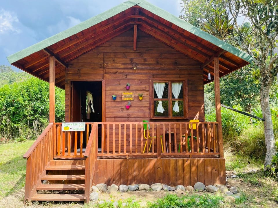 Finca Maracuba Cabañas Limón, Manzana y Níspero Chalet in Caldas, Colombia