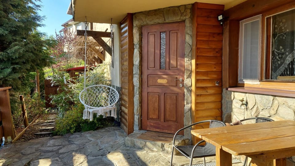 Facade/entrance, View (from property/room), Balcony/Terrace, Balcony/Terrace, Seating area