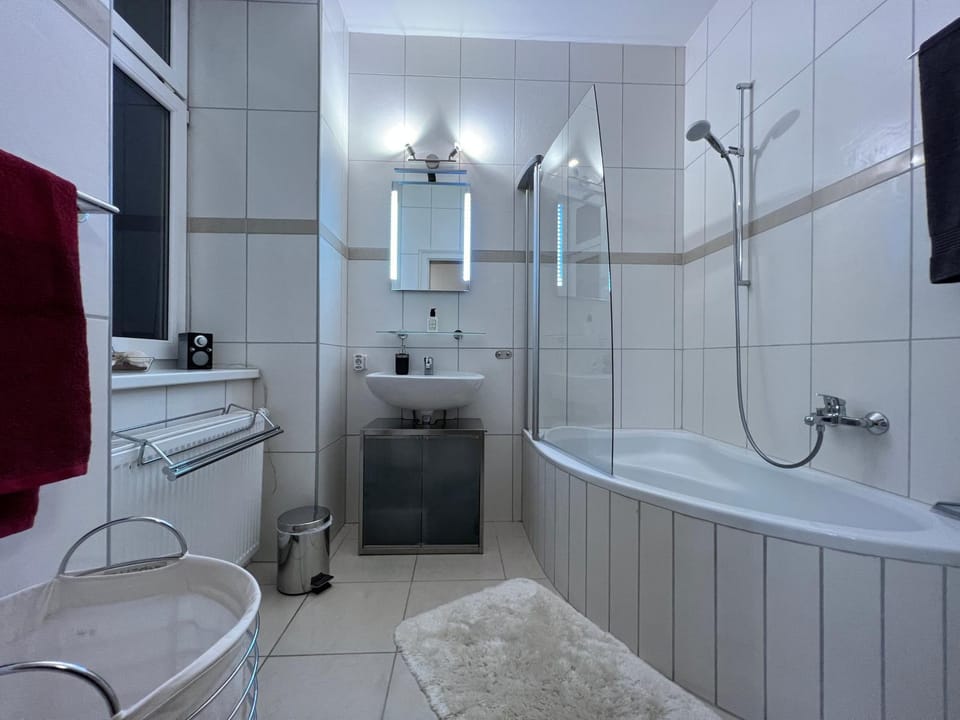 Bathroom, Spa and wellness centre/facilities, Bath