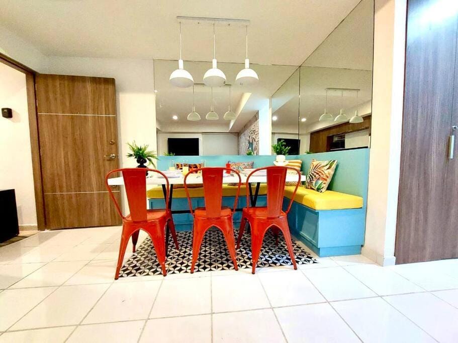 3 BEDROOM IN "UNO URBAN LIFE" BUILDING Apartment in Guadalajara