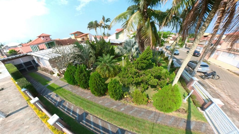 Garden, Parking
