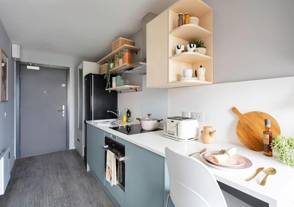 Kitchen or kitchenette