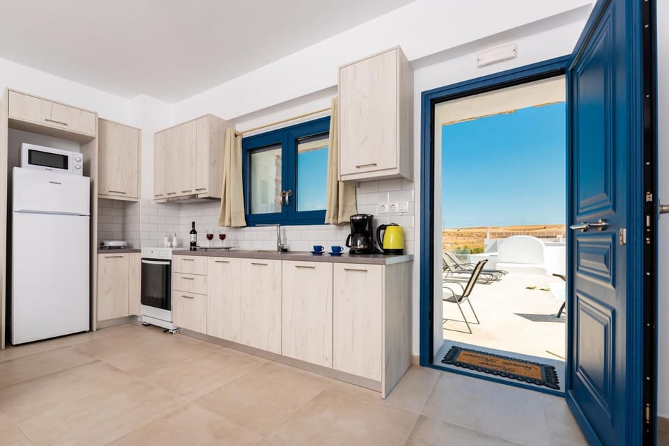 Garden view, kitchen