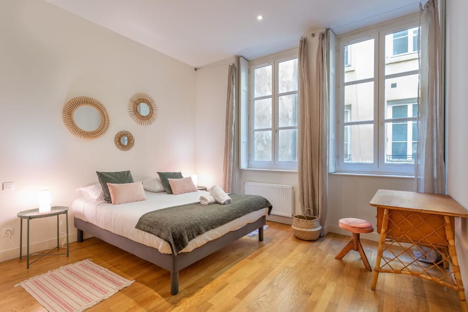 Bed, Bedroom