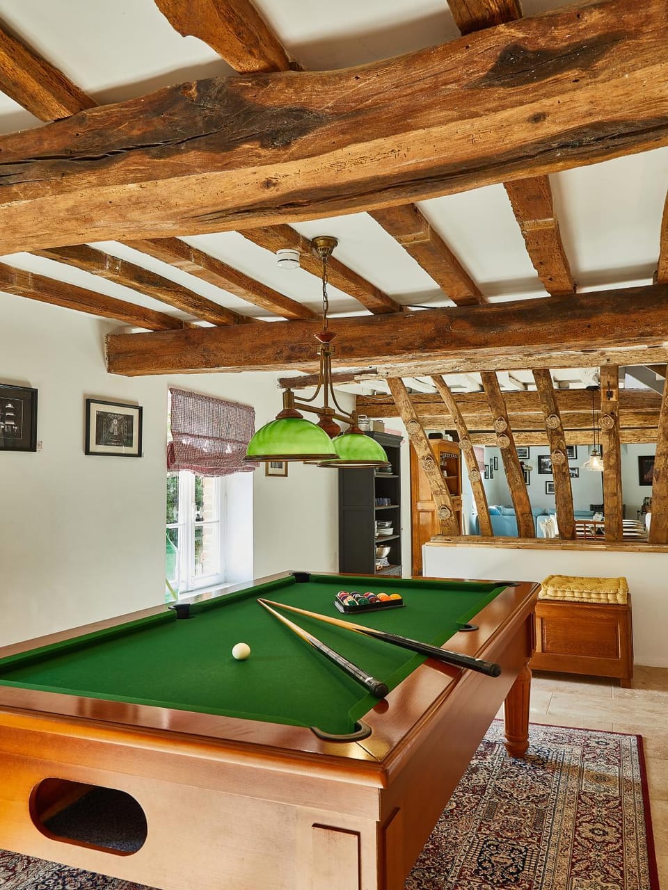 Billiard, Game Room