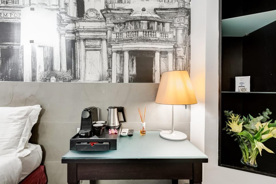 Residenza A -Via Veneto Fashion Rooms -self check-in Bed and Breakfast in Rome