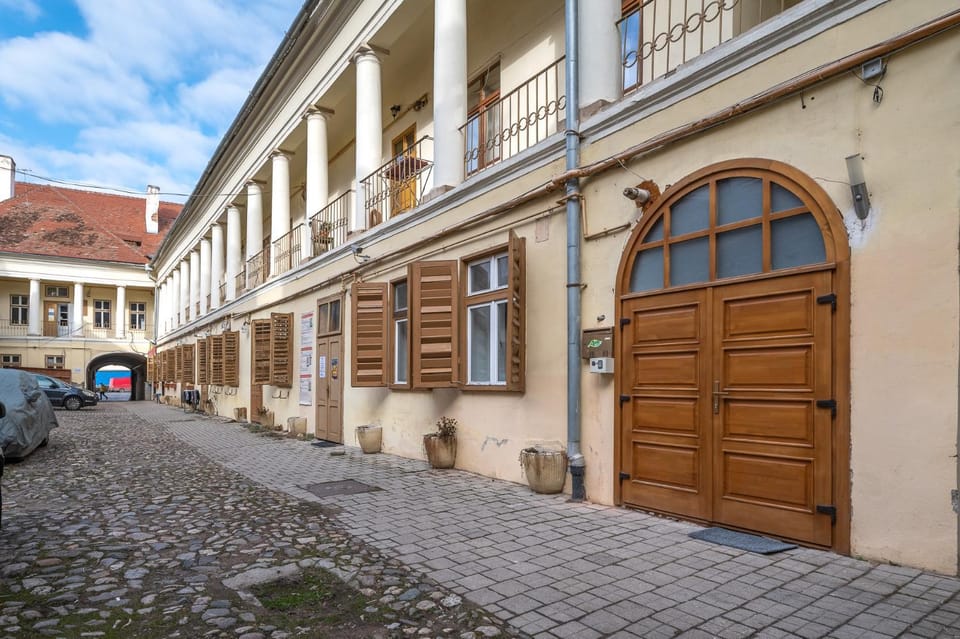 Property building, Facade/entrance