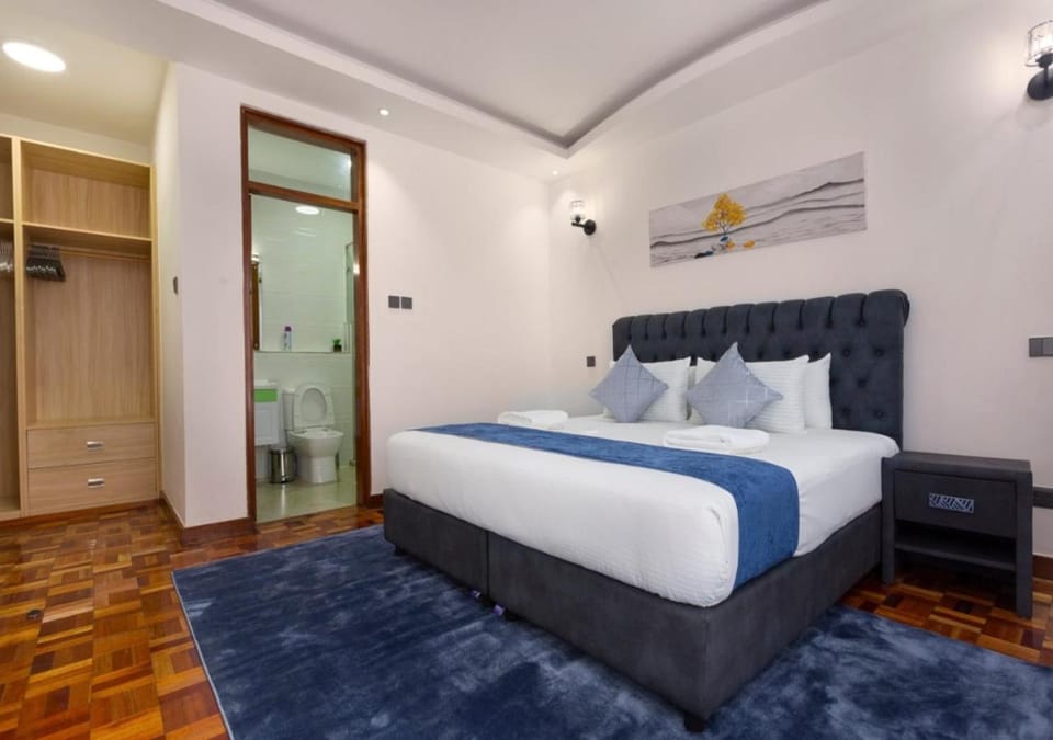 Bed, Photo of the whole room, Bedroom, wardrobe