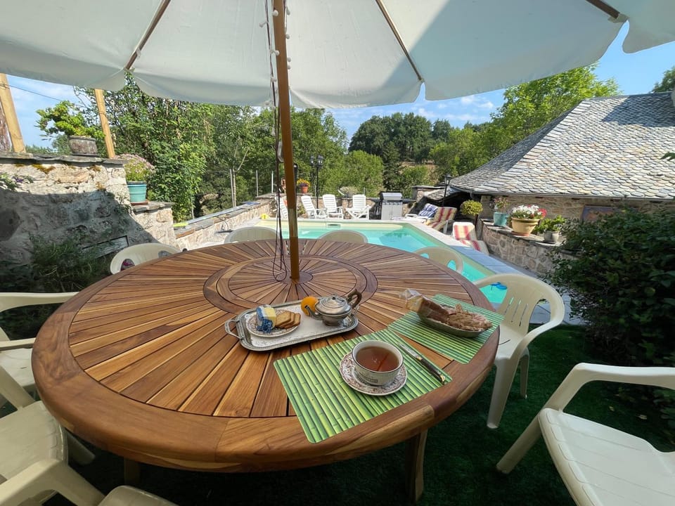 Patio, Natural landscape, Dining area, Pool view, sunbed