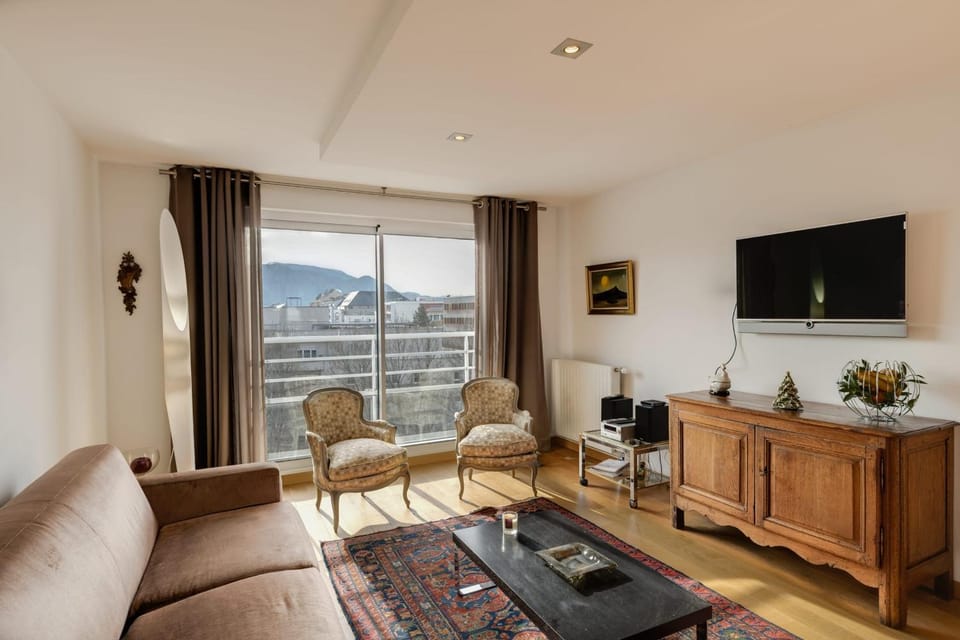 Le Kaliste - apartment for 4 people garage House in Annecy