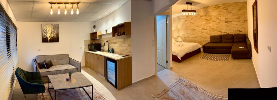 Ran suites Bed and Breakfast in North District