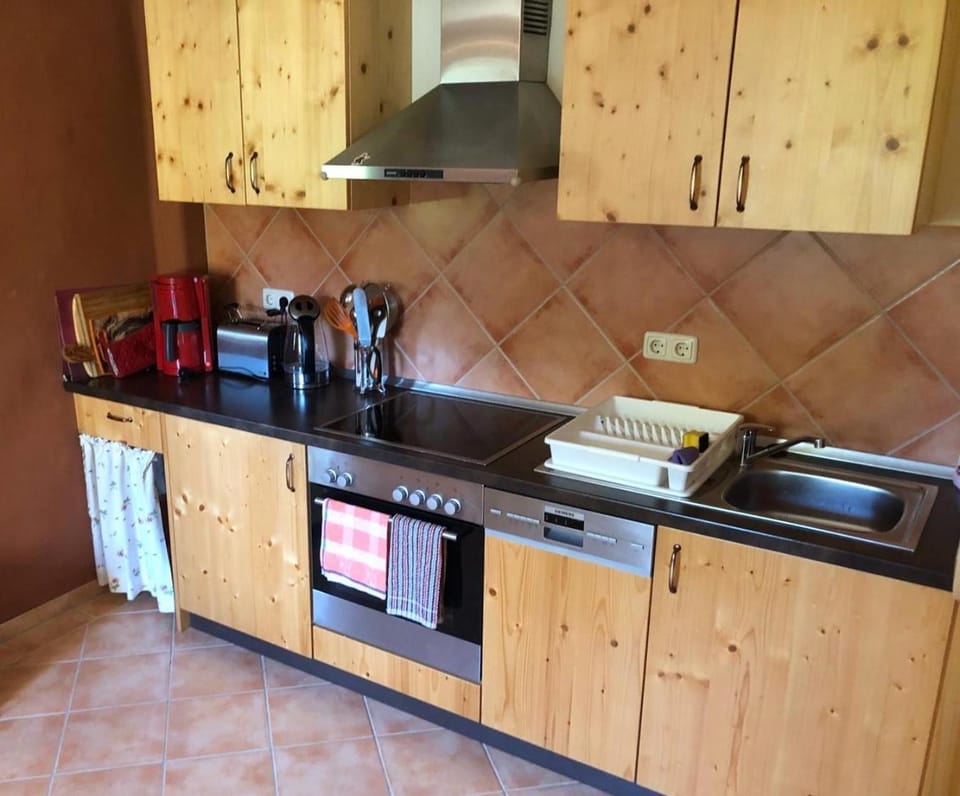 Pension 'Am Vogelherd' Apartment in Thuringia, Germany