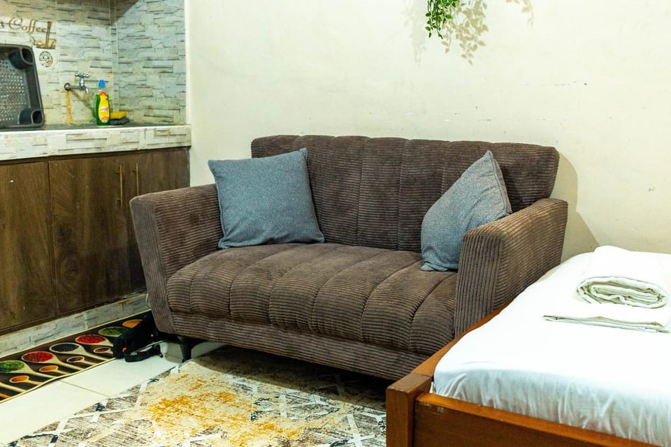Cozy Studio Bamburi Wifi Parking great location Apartment in Mombasa