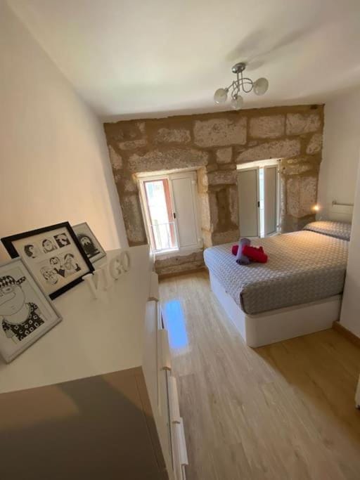 Actualizado 2024, Centro, Pleno Casco Vello Apartment in Vigo