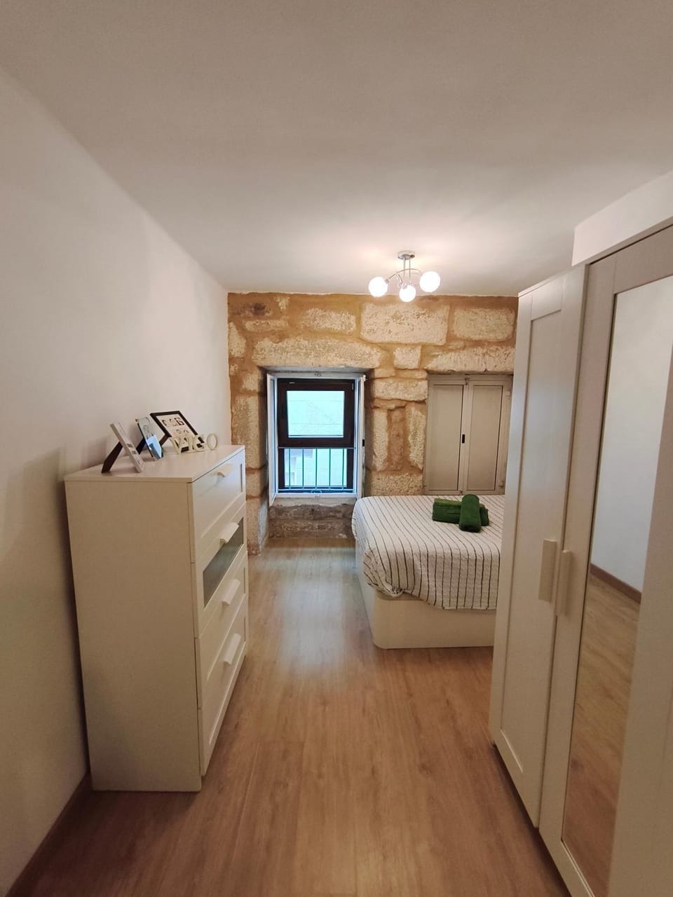 Actualizado 2024, Centro, Pleno Casco Vello Apartment in Vigo