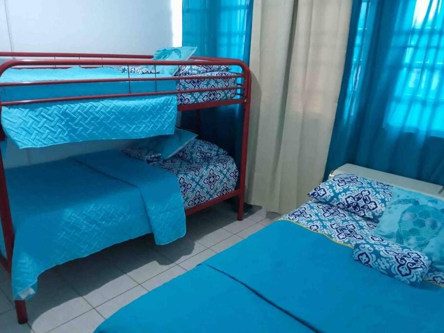 Bed, Bedroom, bunk bed