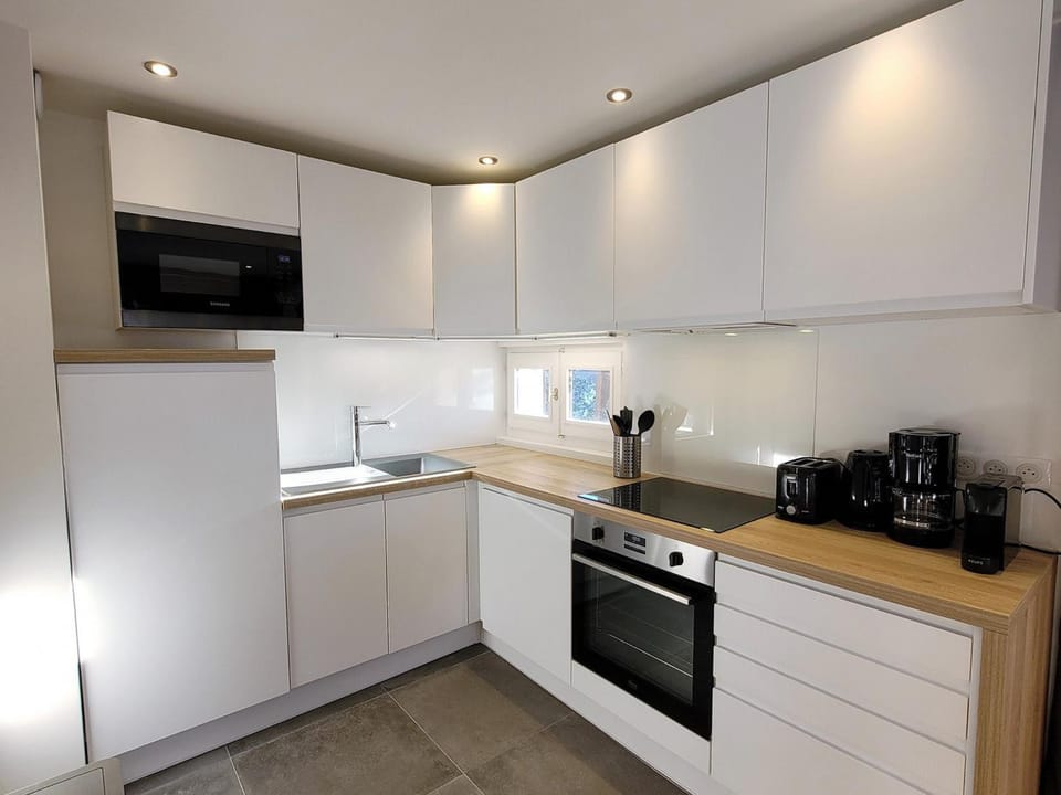 Appartement lumineux 2 chambres avec parking et vue montagnes - FR-1-598-98 Apartment in Les Gets