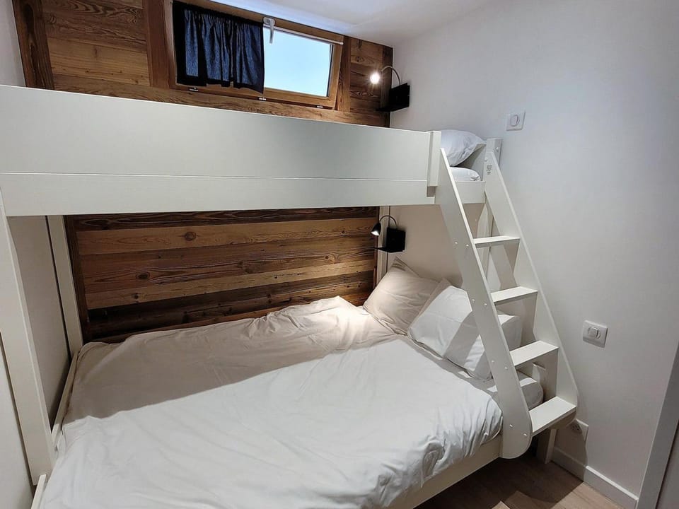 Appartement lumineux 2 chambres avec parking et vue montagnes - FR-1-598-98 Apartment in Les Gets