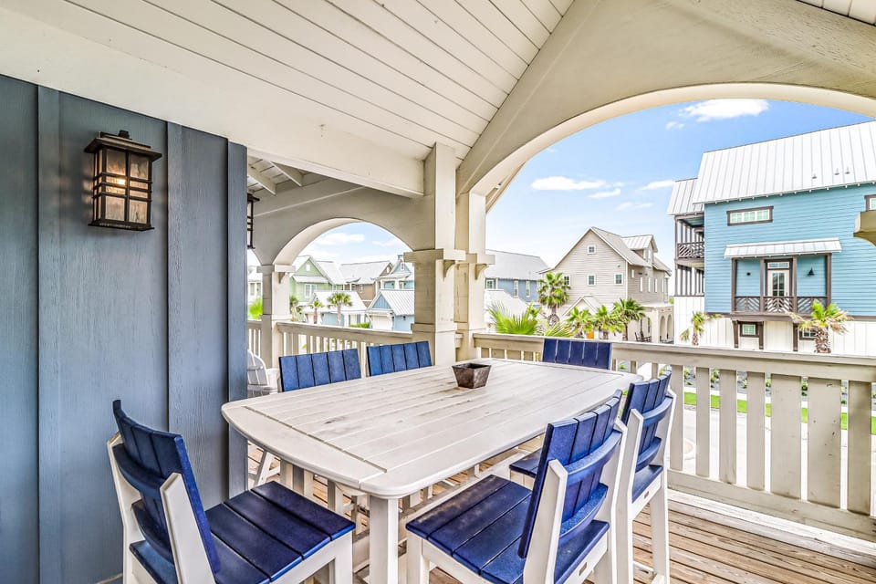 Smiles and S'mores at Palmilla Beach House in Port Aransas