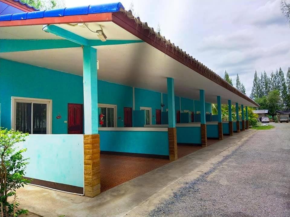 ณัฐชารีสอร์ท Hotel in Prachuap Khiri Khan, Thailand