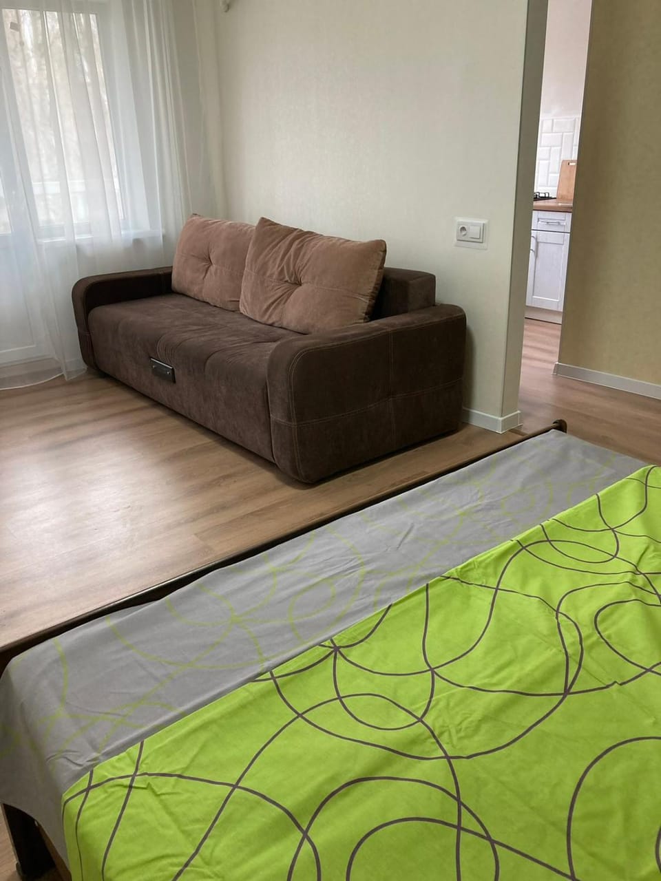 City Center Studio Appartment Центр города, автовокзал, двухкомнатная квартира Петра Дорошенка 4 Apartment in Dnipropetrovsk Oblast