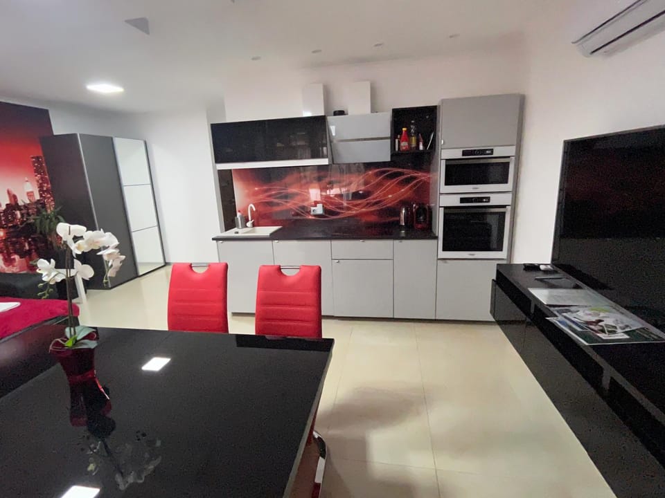 Sweet Home Apartman Apartment in Balatonszárszó