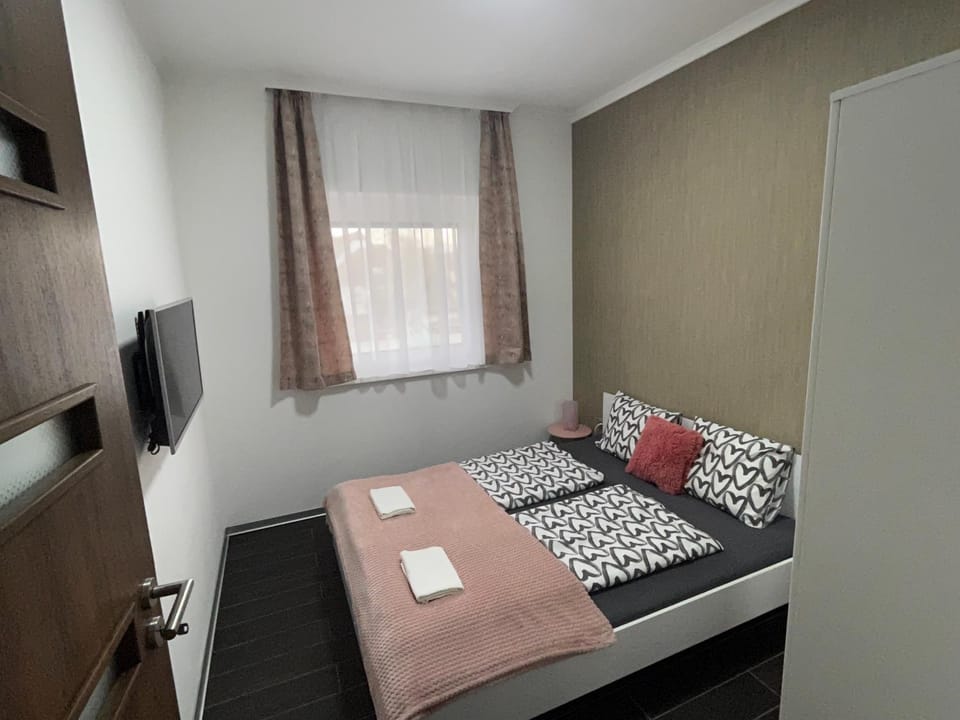 Sweet Home Apartman Apartment in Balatonszárszó