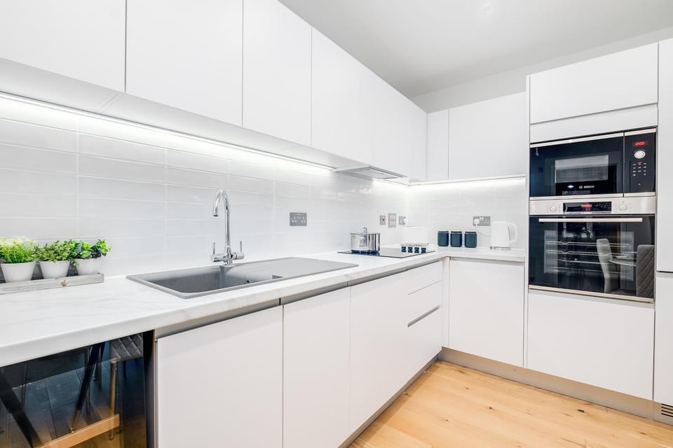 Kitchen or kitchenette, kitchen