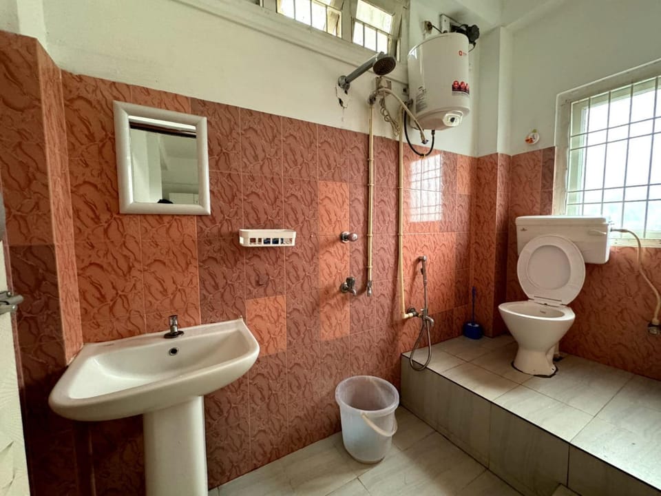 La Belleza Guesthouse Bed and Breakfast in Bangladesh