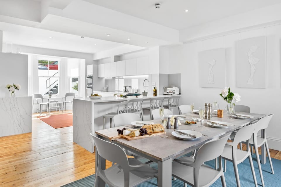 Dining area, kitchen, kitchen
