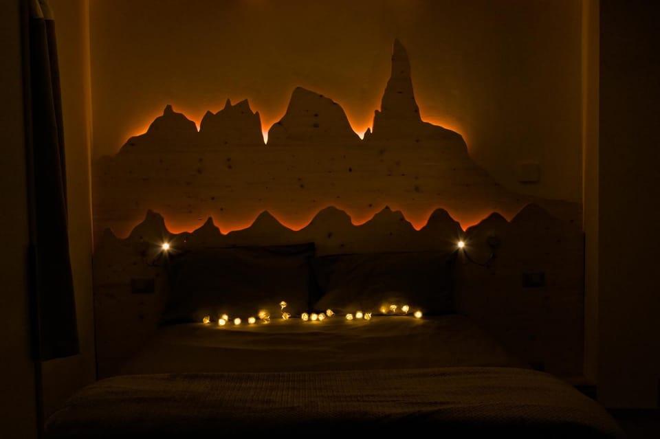 Bed, Night