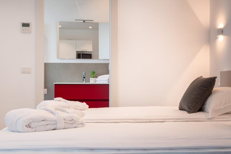 Bathroom, Bedroom