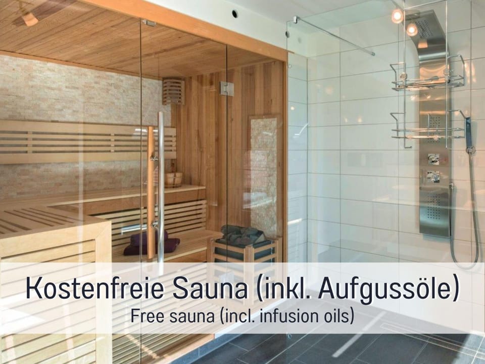 Shower, Sauna, Bathroom, Spa and wellness centre/facilities